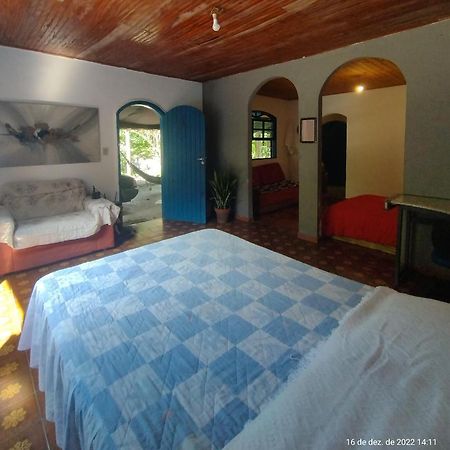 Hospedaria E Camping Quintal Do Mundo لوميار المظهر الخارجي الصورة