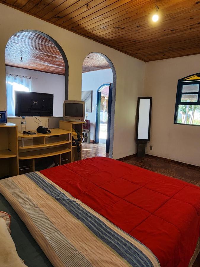 Hospedaria E Camping Quintal Do Mundo لوميار المظهر الخارجي الصورة